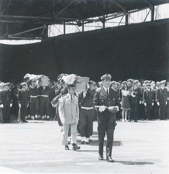 7_F 71 334 R12.jpg - .